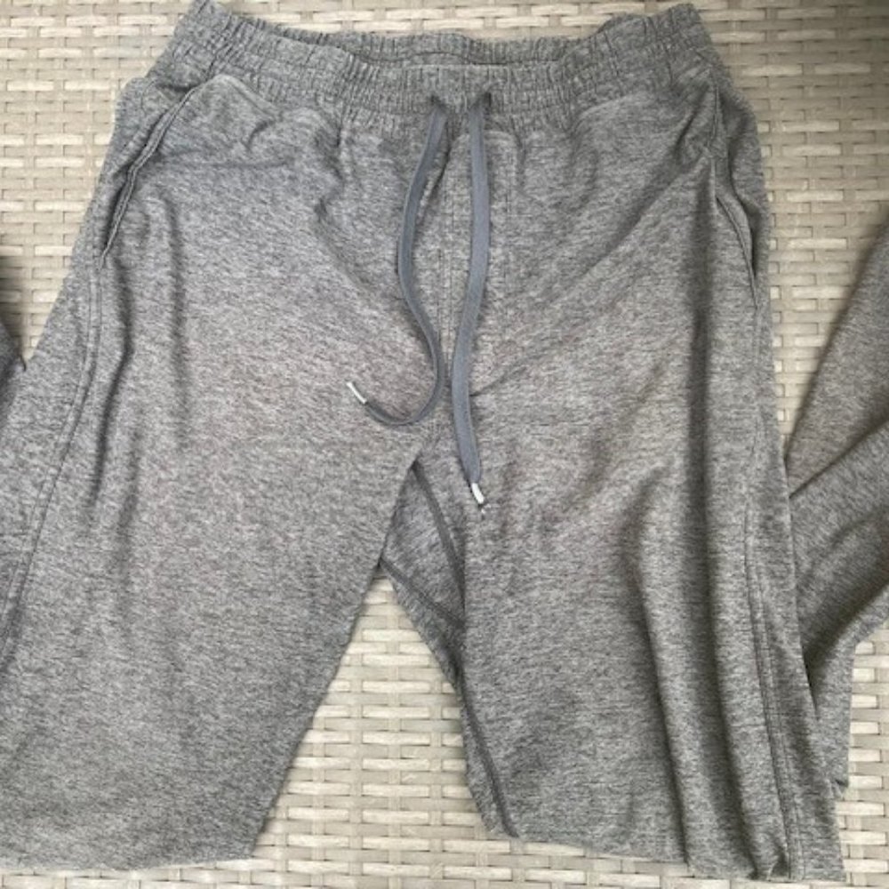 Outdoor Voices CloudKnit Sweatpant Medium Charcoal Gray